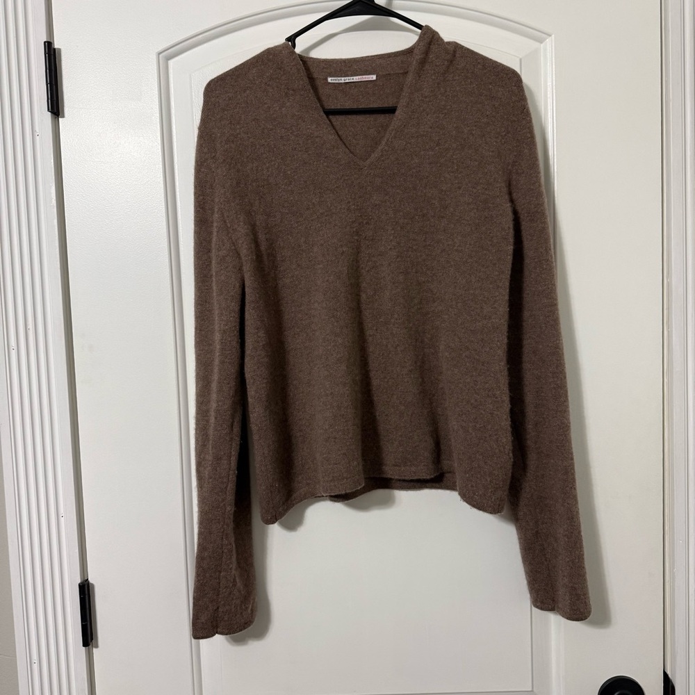 Evelyn Grace Cashmere V Neck Sweater Brown Medium Large